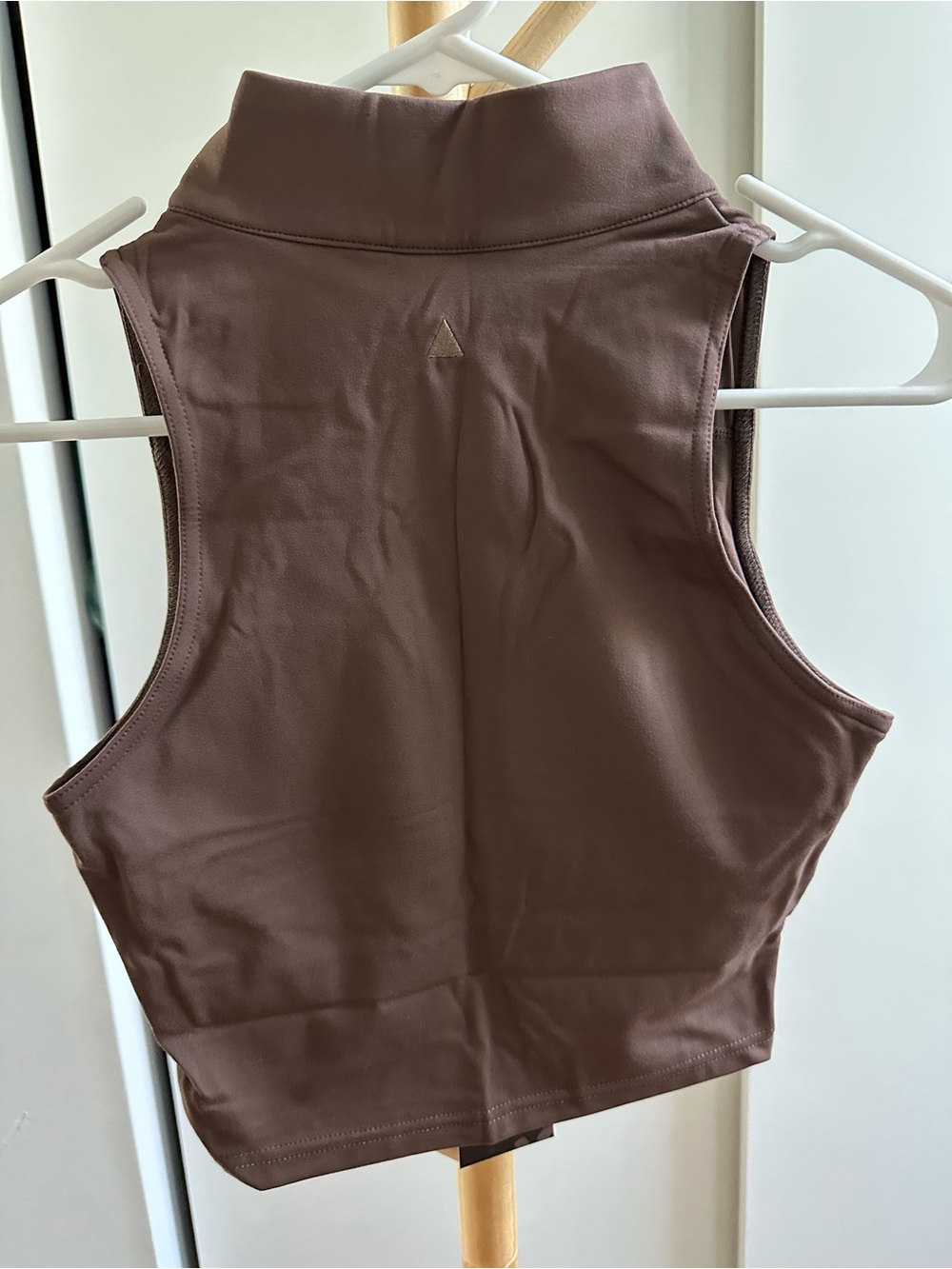 Sleeveless Mock Neck Zip Crop Tank Top - Brown - Picture 4 of 4